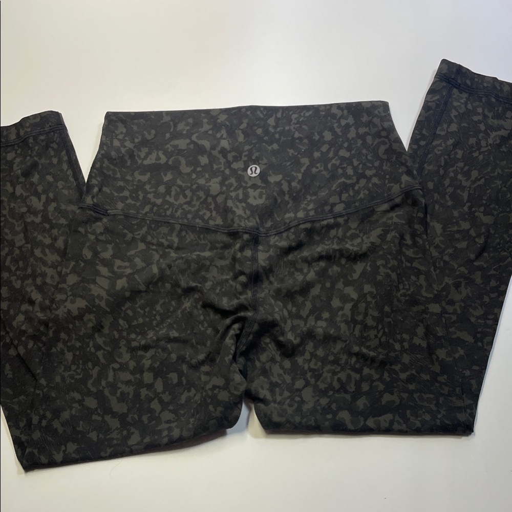 lululemon athletica Black‎ Patterned Leggings
